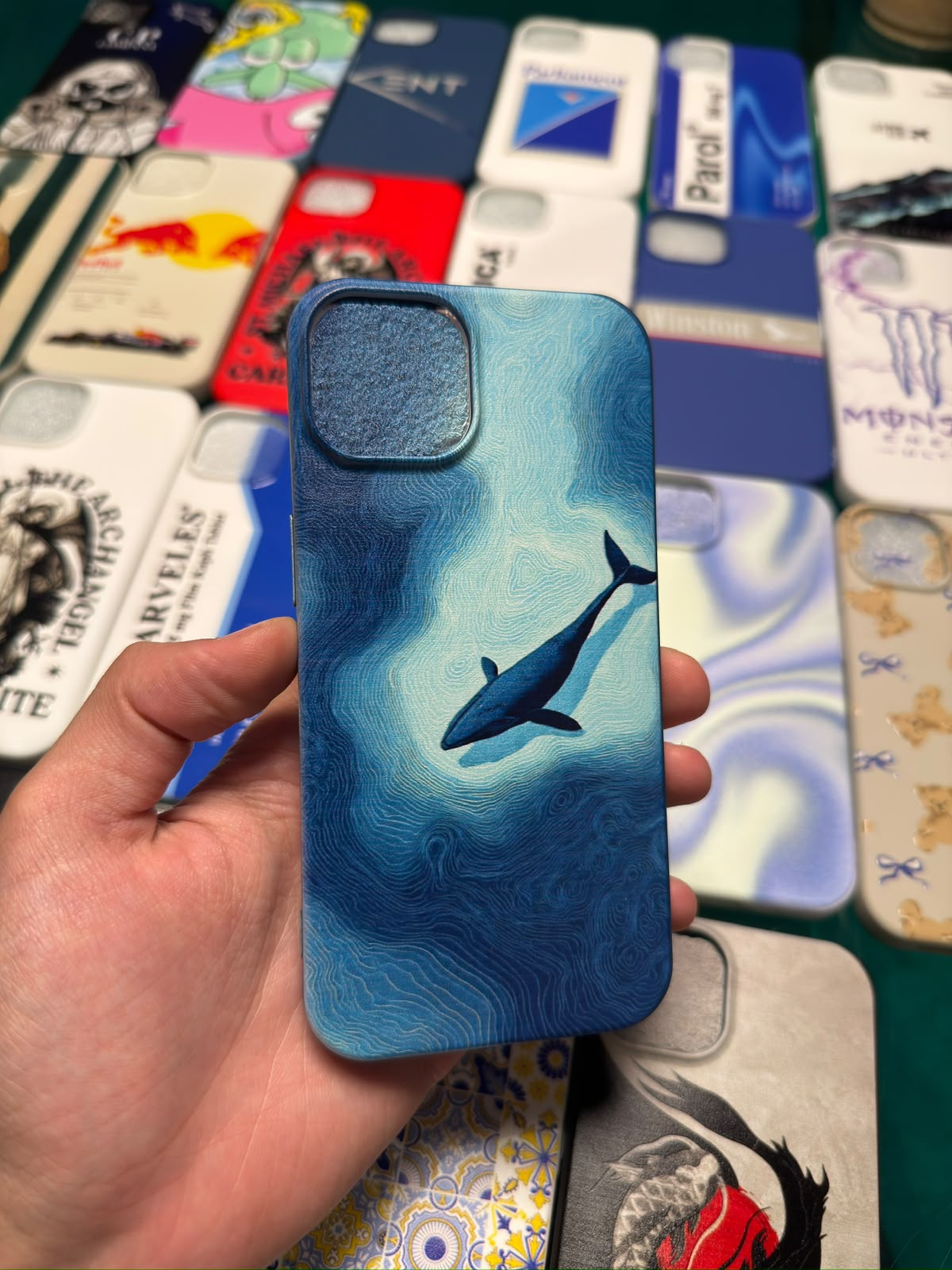 Yalnız Balina Telefon Kılıfı