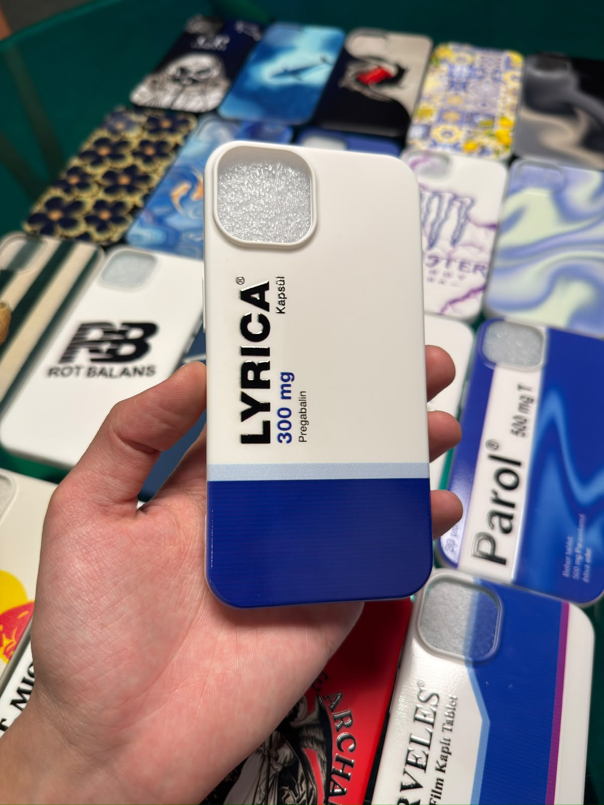 LYRICA Telefon Kılıfı