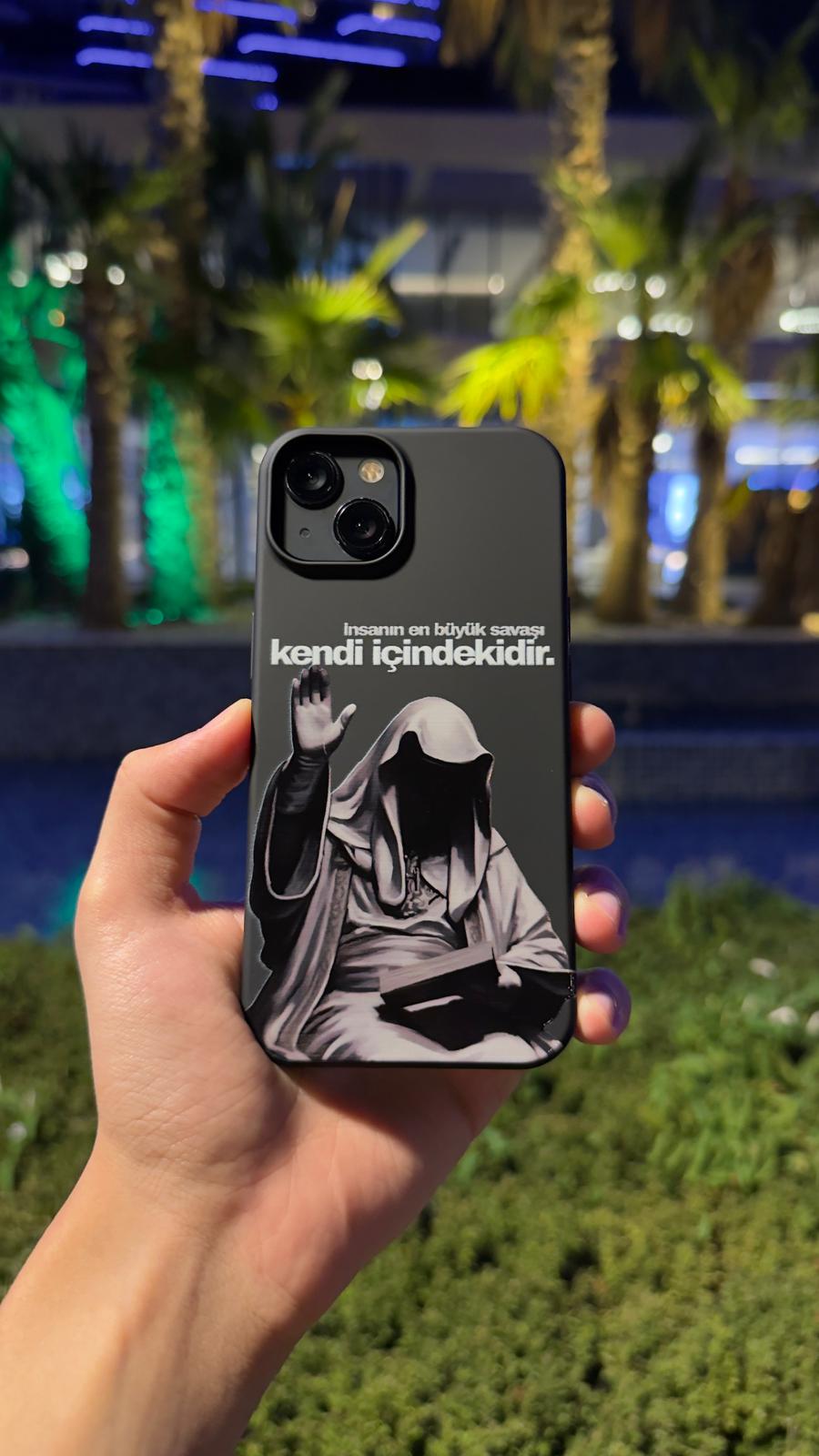 İnsanın En Büyük Savaşı Kendi İçindekidir. Telefon Kılıfı