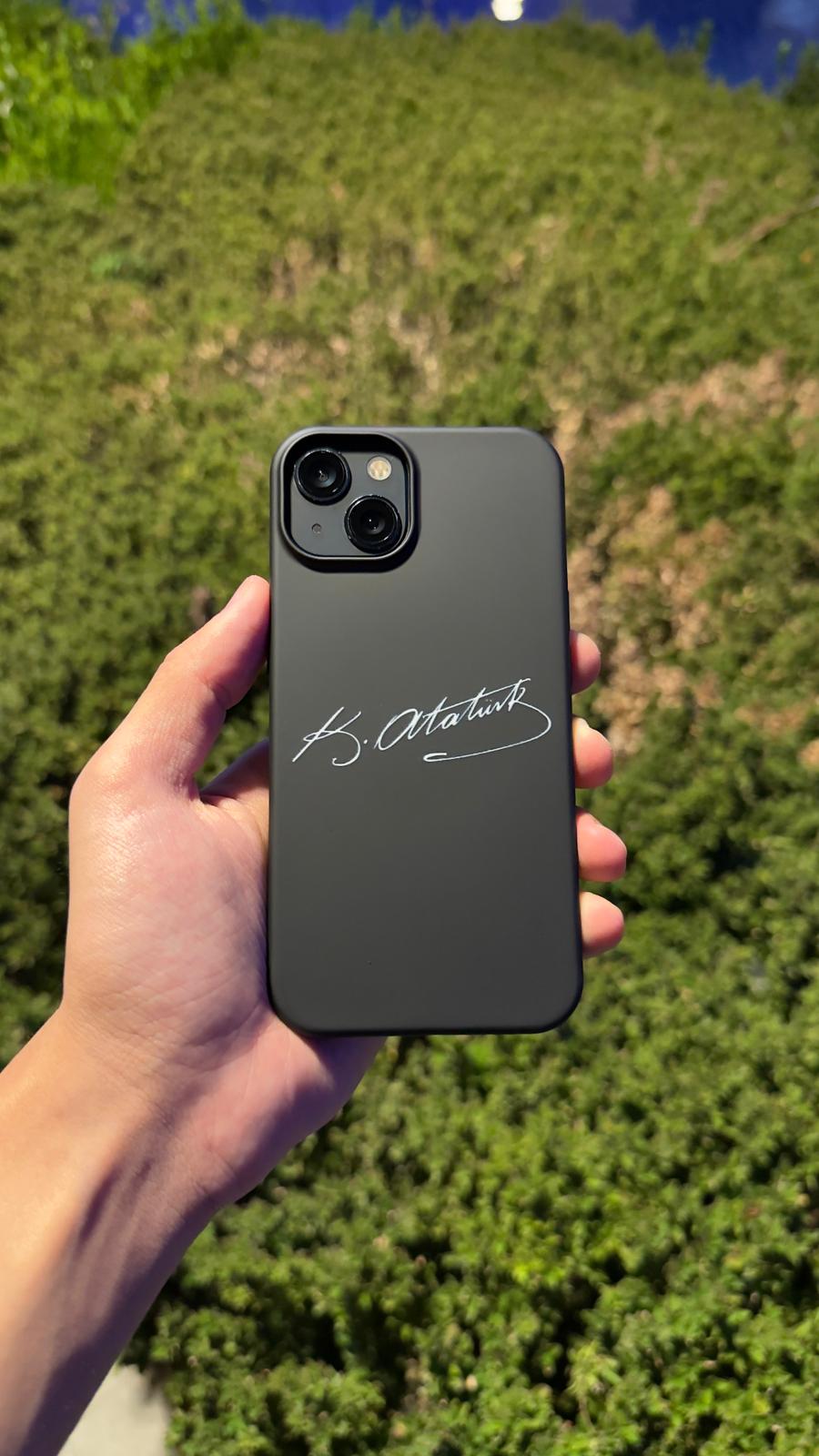Kemal Atatürk İmzası Telefon Kılıfı (Siyah)