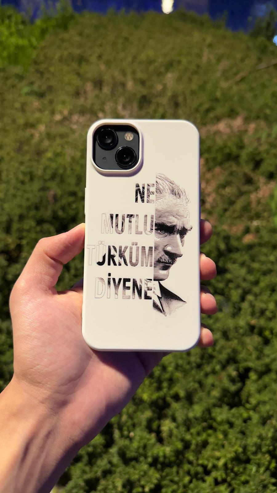 Ne Mutlu Türküm Diyene Telefon Kılıfı