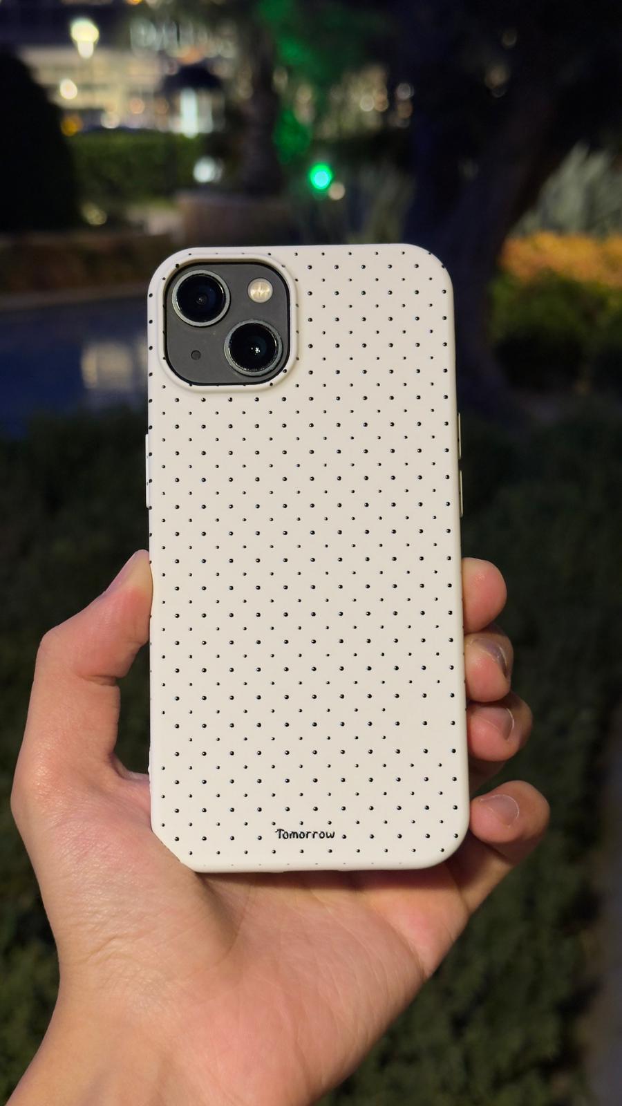 Siyah Puantiye Telefon Kılıfı