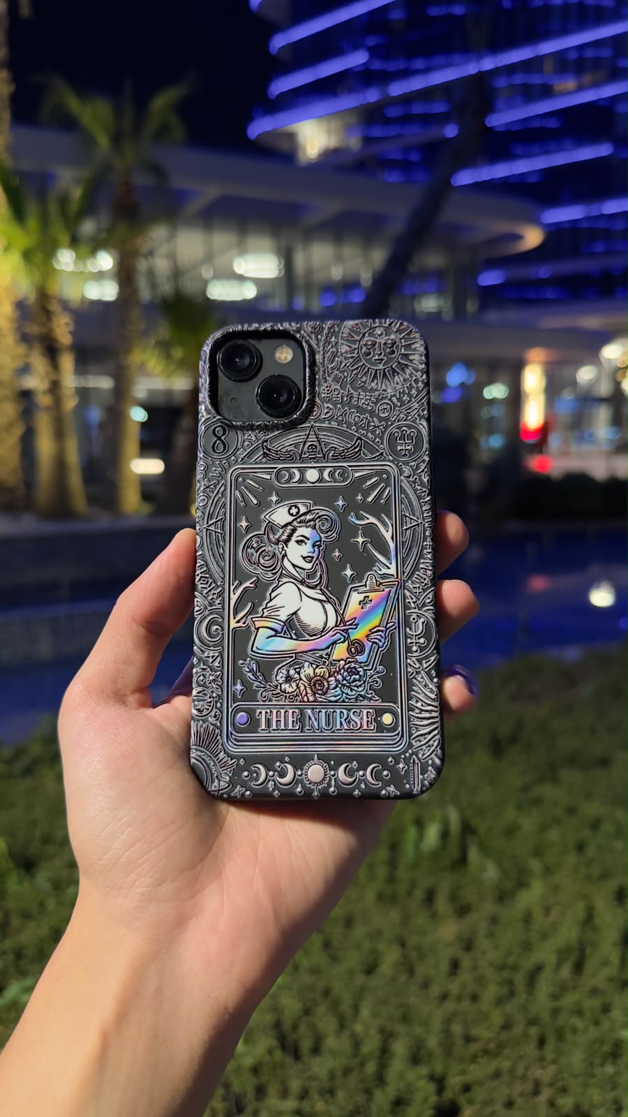 The Nurse Hologram Telefon Kılıfı