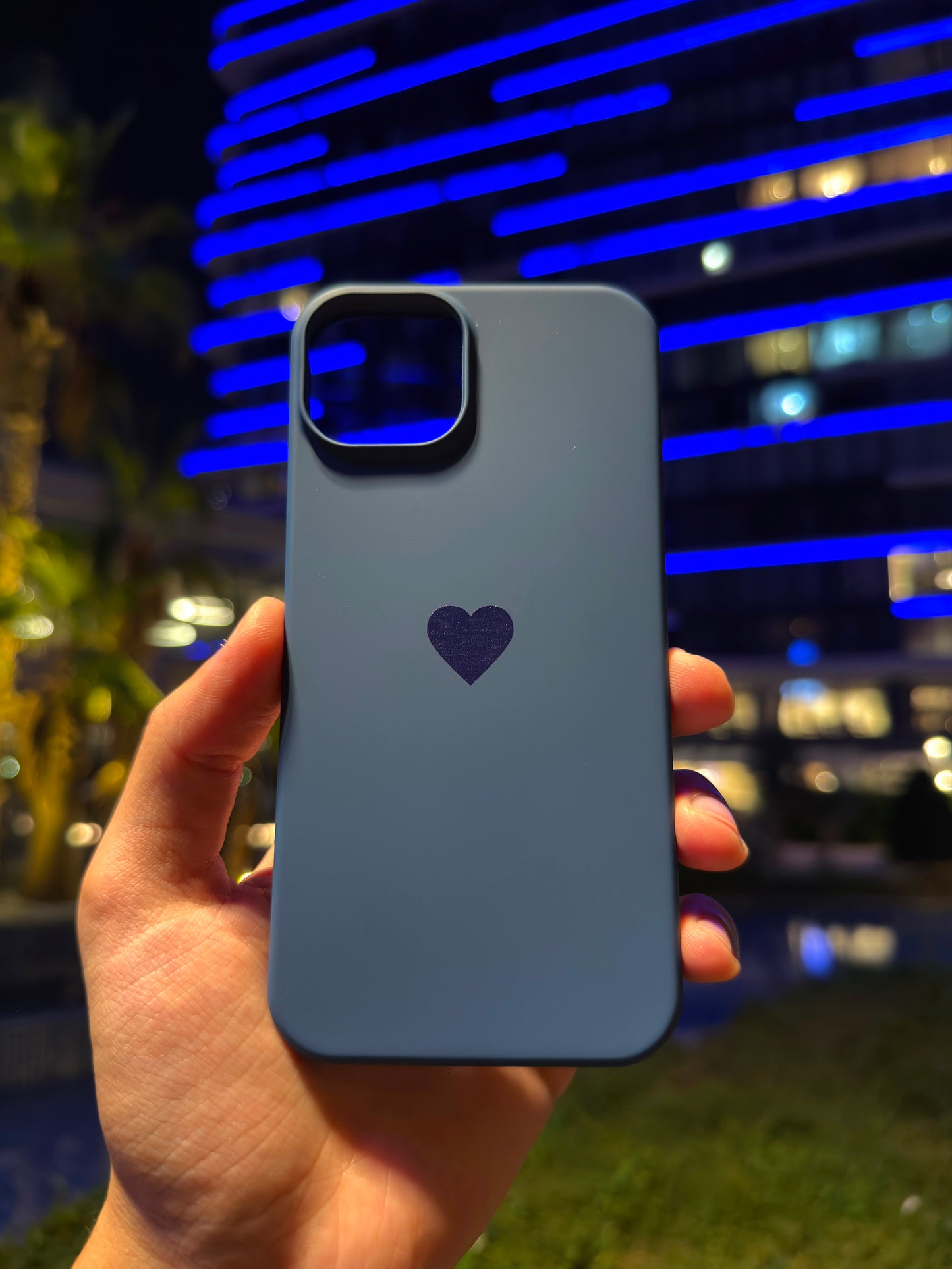 Kalp Logolu Klasik Telefon Kılıfı (Lacivert)